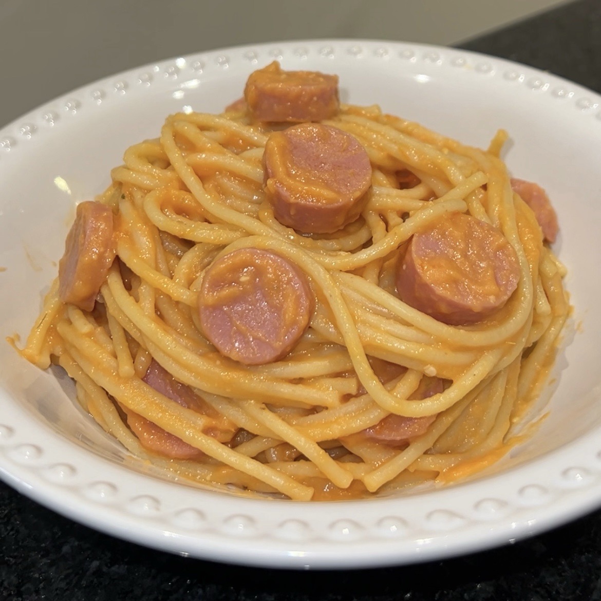 Espagueti con Salchicha