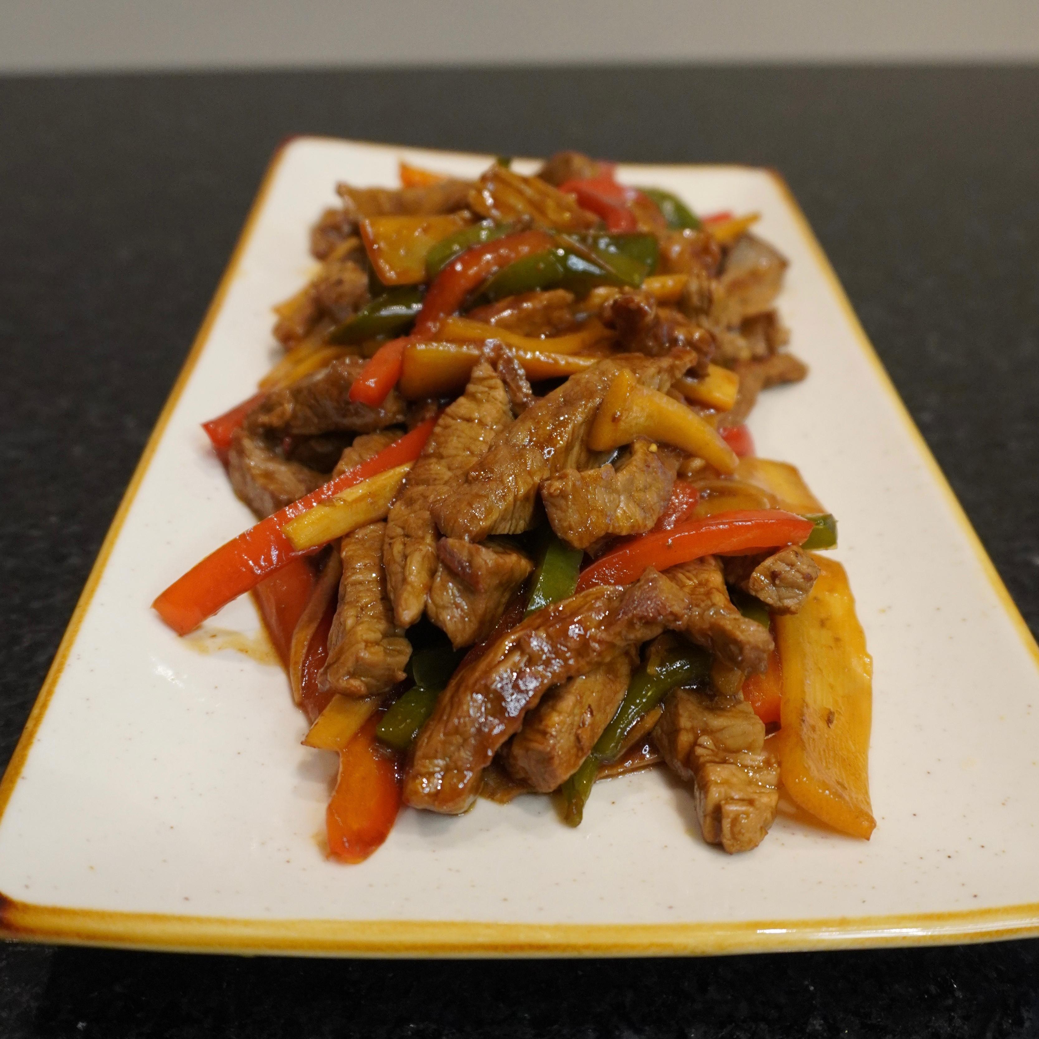Fajita de Res con Pimiento y Bambú