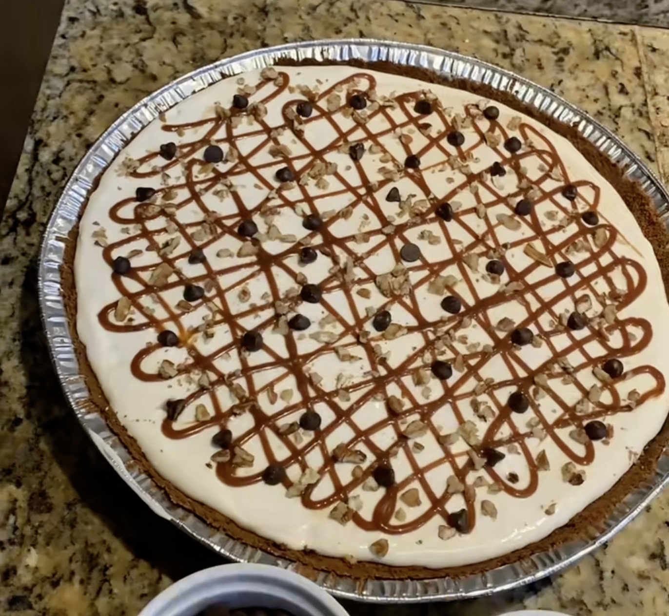 Pay de Plátano con Cajeta y Nuez