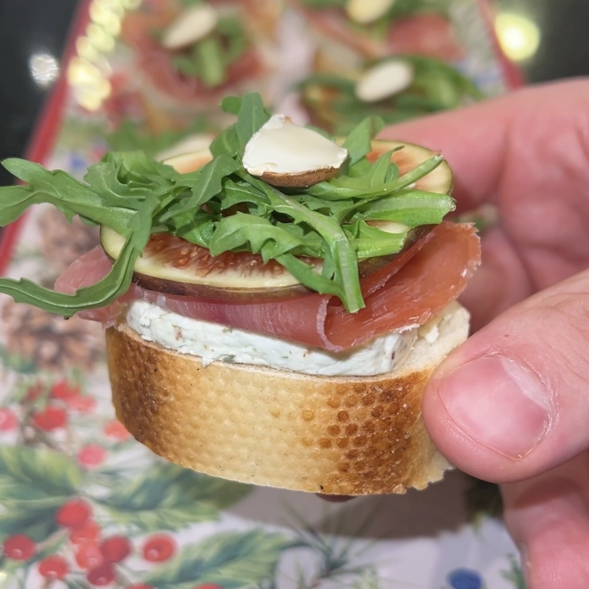 Tapas de Jamón Serrano con Higo