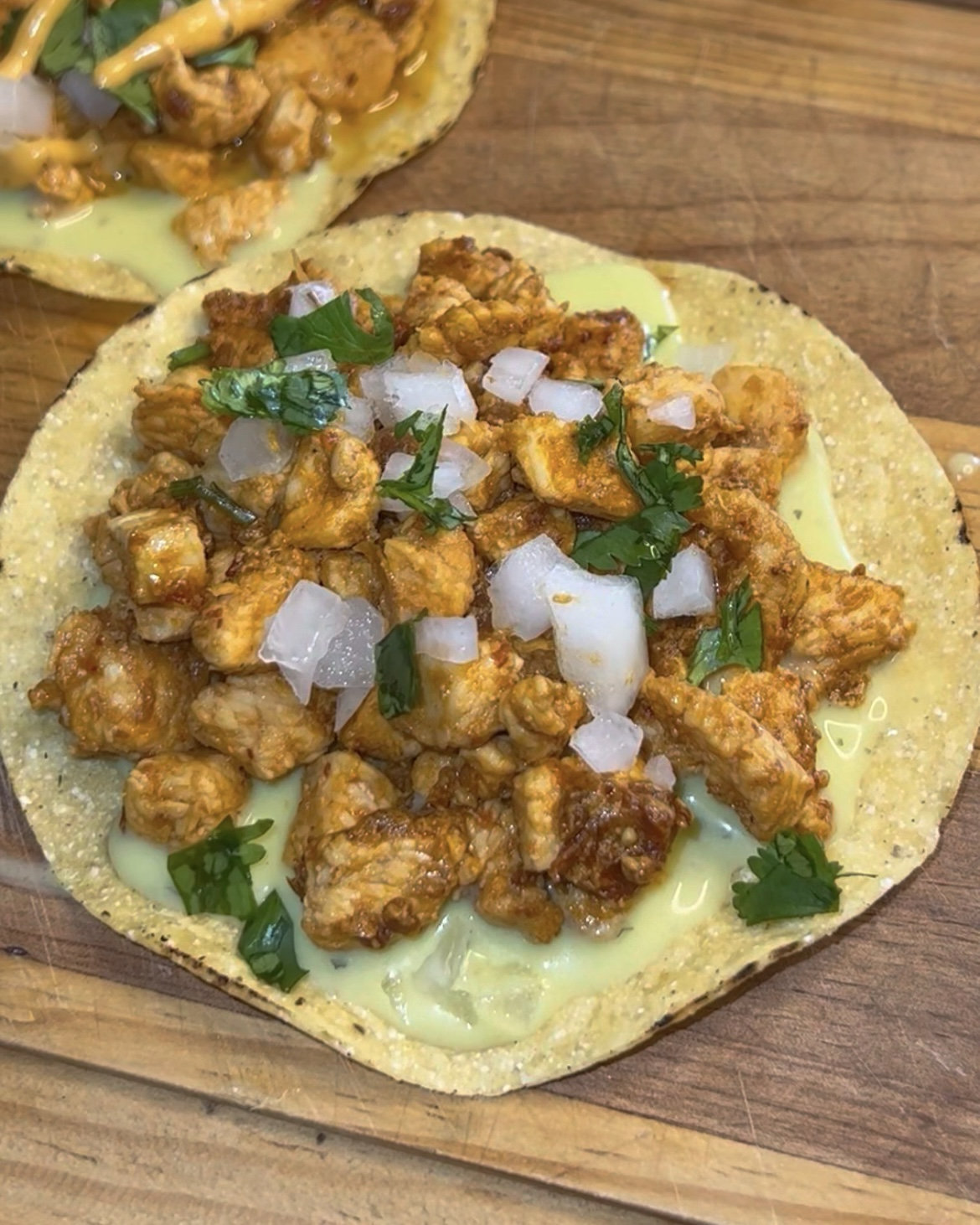 Tostadas de Pollo con Chipotle